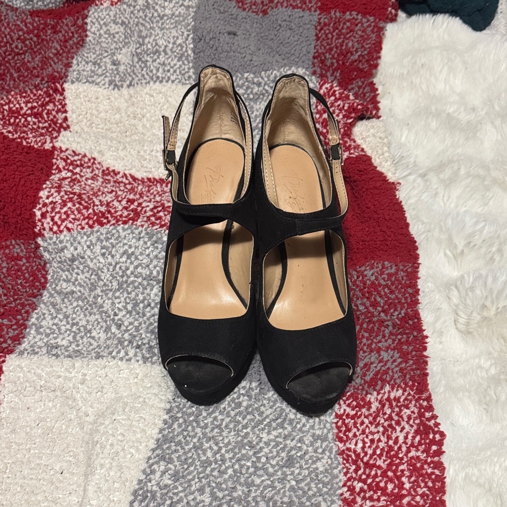 Thalia Sodi Black Slingback Heels